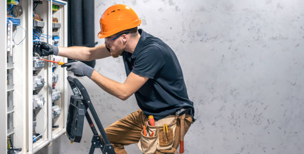 Best Licensed Electrician  in Pleasantville, NY